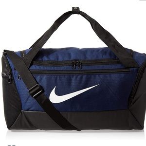 >👦🏻BRASILIA NAVY BLUE/BLACK SMALL (20 X 10.5”) DUFFEL GYM BAG9😍BRAND NEW NIKE